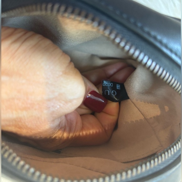 Gucci GG marmont mini camera bag Quilted Leather Crossbody Bag - Picture 9 of 12